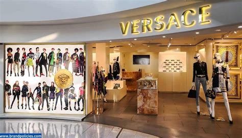 versace returns online.